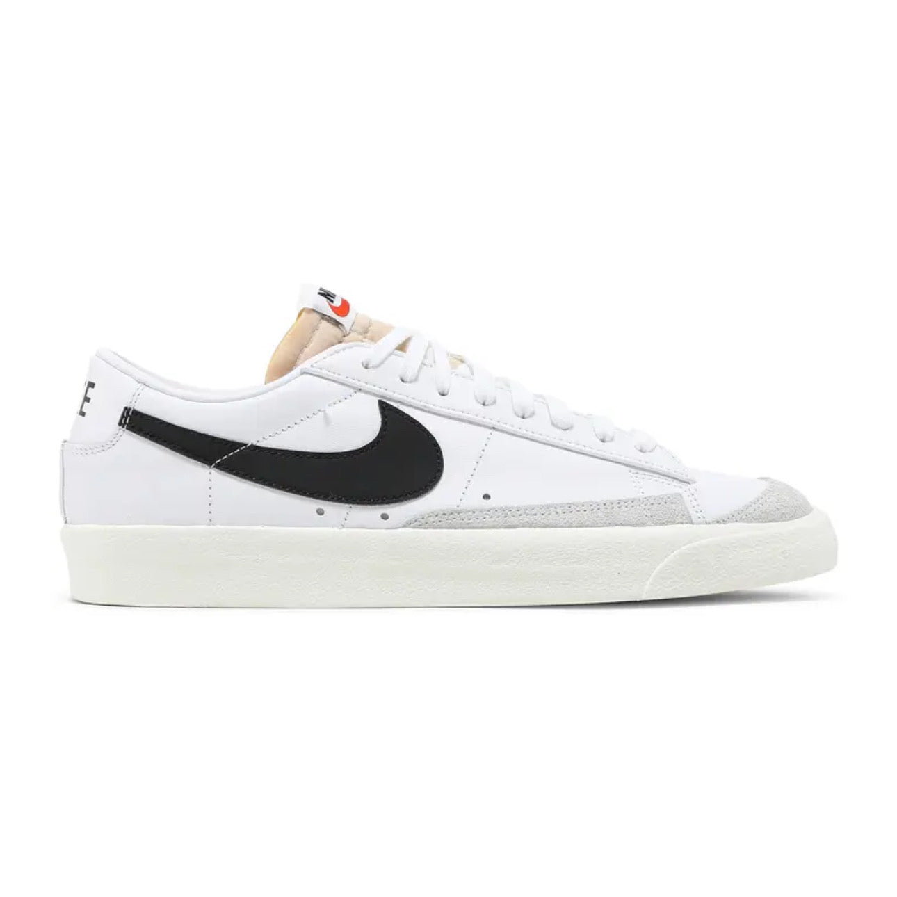 Nike Blazer Low '77 Vintage 'White Black'