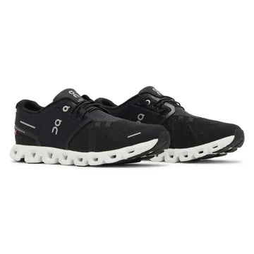 On Running Cloud 5 Black/White