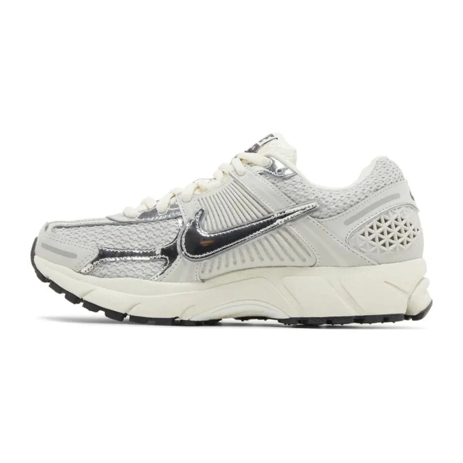 Nike Vomero 5 'Photon Dust Metallic Silver'